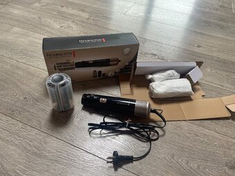 Nová rotující kulma na vlasy Remington, nevhodný dárek - 4