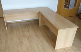 Jídelní kout - 2 lavice + konferenční stůl - 4