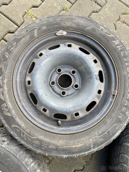 Zimní pneu 185/60/14 na disku 5x100 - 4