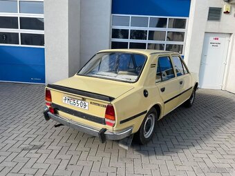Škoda 105 - 4