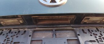 prodám víko kufru na VW Boru Sedan - 4
