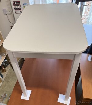 Nový jídelní stůl - 4