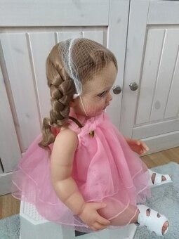 panenka celovinyl v růžových šatičkách, s botami - 4