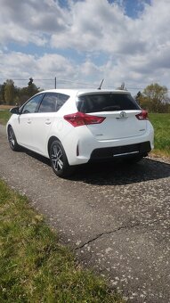 Auris 1.6 - 4