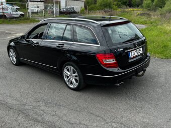 Mercedes-Benz C220 CDi, r.2012, automat, klima - 4