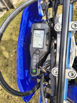 Yamaha WR 125 R - 4