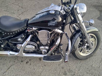 Yamaha xv 1700 Road Star - 4
