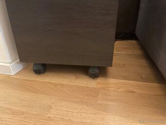 Kancelářská skříňka Ikea na kolečkách. Jako nová. - 4
