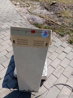 Můstková váha CAS
do 60 kg. - 4
