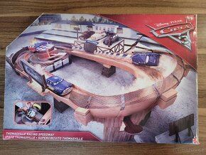 Cars 3 Pixar- závodní okruh - 4
