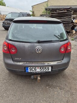 VW Golf 1.4 - 4