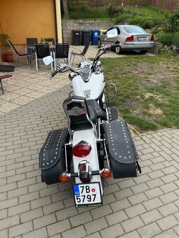 Kawasaki Vulcan VN1500 Classic - 4