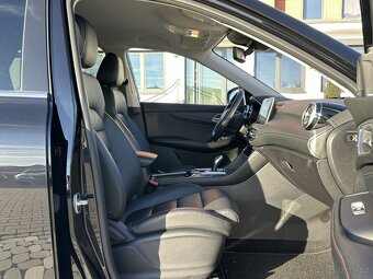 MG eHS - Plug-in Hybrid - 20 000 km - 190 kw - 4