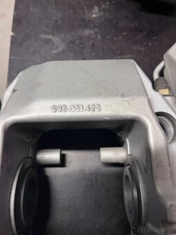 Porsche 911 996 brembo přední brzdiče. - 4