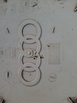 Kryty kol Audi - 4