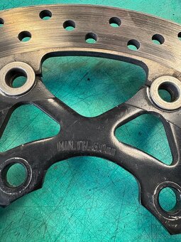 Brzdové kotouče přední, Suzuki Gsxr 600 / 750 k6,k7 - 4