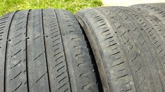 Letní pneu 225/50 R17 Barum Bravuris 5 - 4