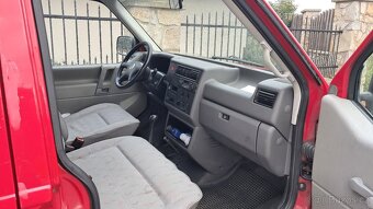 VW Transporter T4 2.5 TDI, 9 míst, tažné, STK 9/2025 - 4