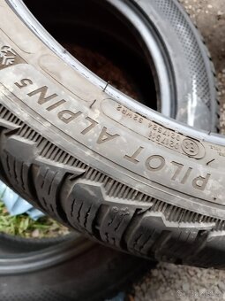 235/45/18 98v Michelin - zimní pneu 4ks - 4