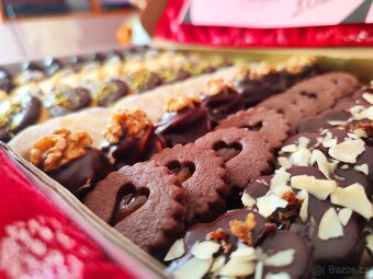 Vánoční cukroví Deluxe 2025 s dovozem - 4