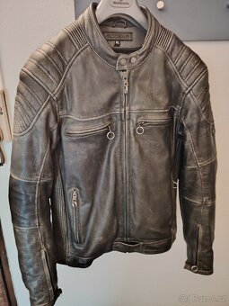 MODEKA VINCENT AGED - 4