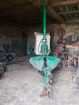 Nakladač UNHZ 500 - 4