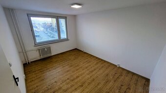 Byt 2+1 s lodžií v centru (52m2) - 4