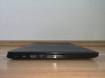 Čtyřjádrový notebook Dell Latitude 3500 - 4