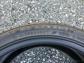 2ks zimní pneu Nokian 255/40/21 vzorek 8mm - 4