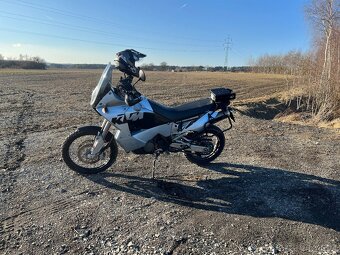 KTM 950 Adventure - 4
