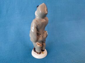 STARÁ PORCELÁNOVÁ SOŠKA DOBRÉHO VOJÁKA ŠVEJKA. - 4