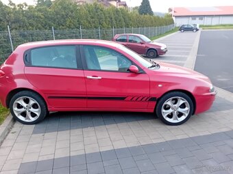 Alfa Romeo 147 1.6 benzin - 4