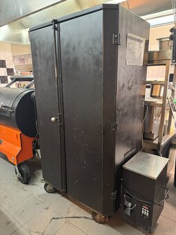 Udírna Smoker Dream – kapacita až 150 kg - 4