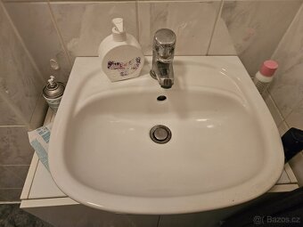 ZA ODVOZ umyvadla, skříňky, vana a záchodová mísa - 4