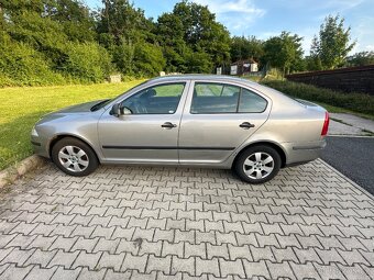 ŠKODA OCTAVIA 2 TOUR 1.6. MPI 2012 - 4