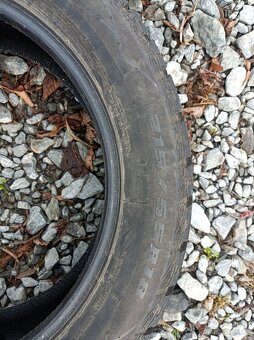 Pneu zimní 215/55 R 18 - 4