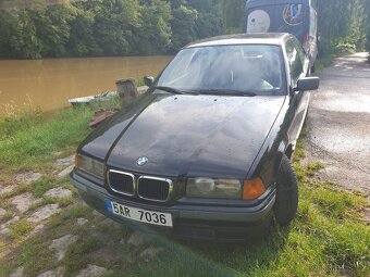 BMW e36 benzín 1.6 compakt - 4