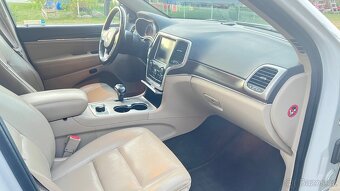 Prodám Jeep Grand Cherokee 3.0 V6 DI. r.v.2015 - 4