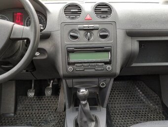 VW Caddy maxi Life ,r.v. 2010, 2.0TDi, 103kW - 7 míst - 4