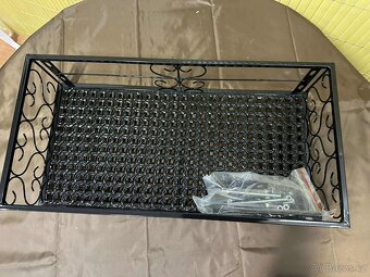 Kovový držák na květiny – nový, elegantní design - 4