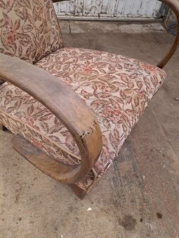 Křeslo Halabala k renovaci.K vyzvednutí v Žatci, 606 247 137 - 4