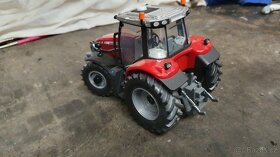 Model traktoru Massey ferguson 6613 1:32 - 4