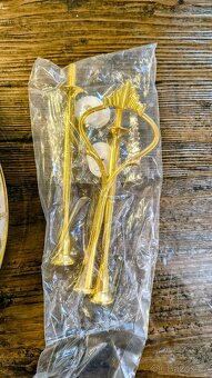 Etažér Tři grácie - 4