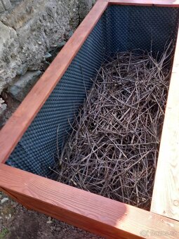 Vyvýšené záhony - 4