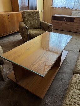 Konferenční stolek - 4