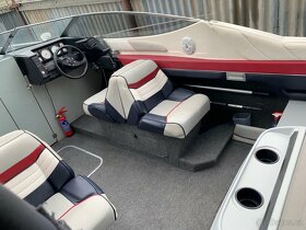 Bayliner 2152 5,7V8 - 4