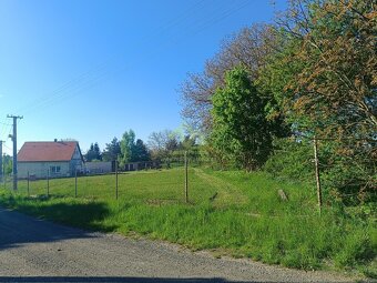 Prodej stavebního pozemku na Rokycansku. - 4
