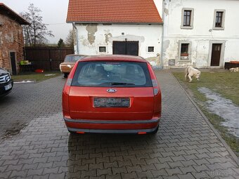 Prodám Ford Focus - 4
