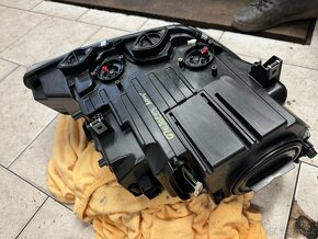 Bmw f12 svetlomet , bixenon dynamic - 4