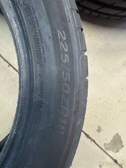 Hankook VentusS1 225/50 ZR18 - 4